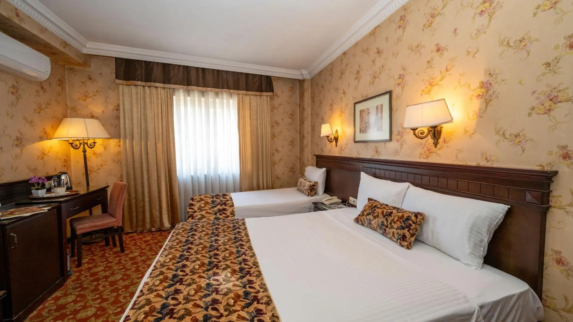 Pera Rose Hotel & Spa Hb İstanbul